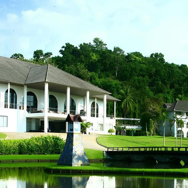 班普拉球場 Bangpra Golf