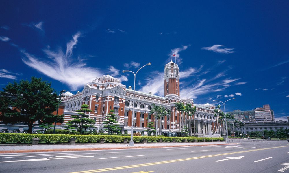 Taiwan - The Heart  of Asia